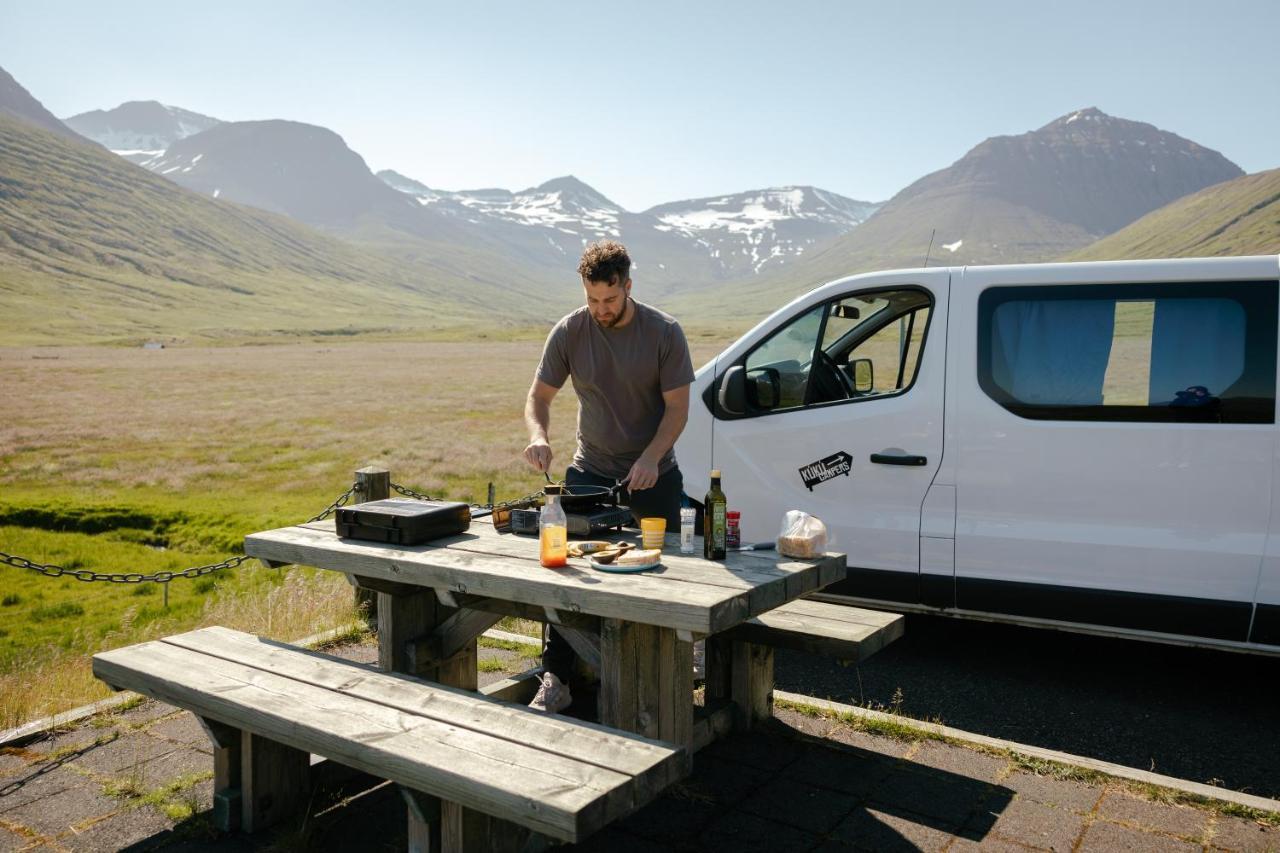 Kuku Campers - Campervans Keflavík Eksteriør bilde