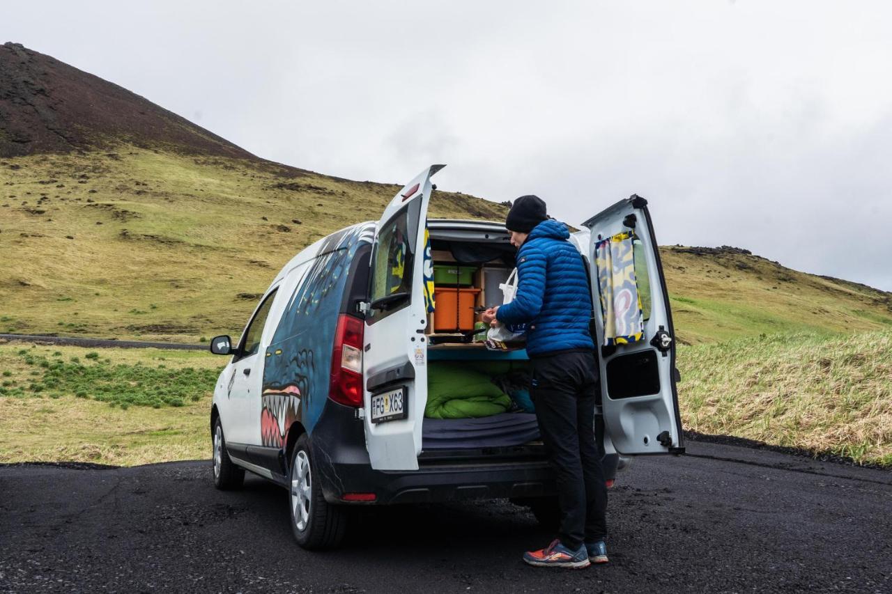 Kuku Campers - Campervans Keflavík Eksteriør bilde