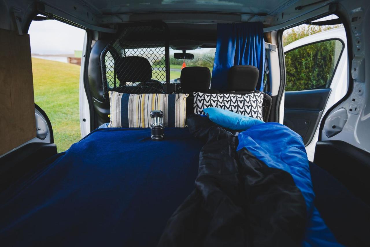 Kuku Campers - Campervans Keflavík Eksteriør bilde
