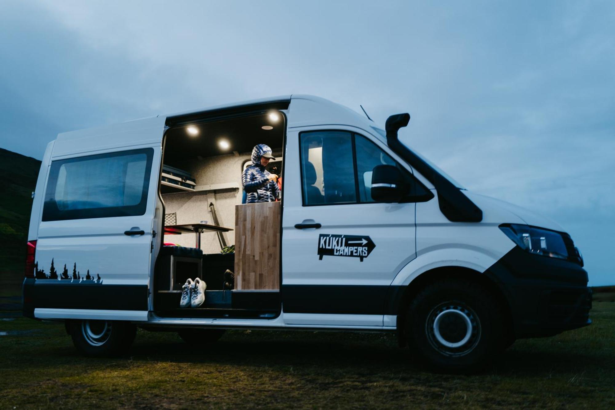 Kuku Campers - Campervans Keflavík Eksteriør bilde