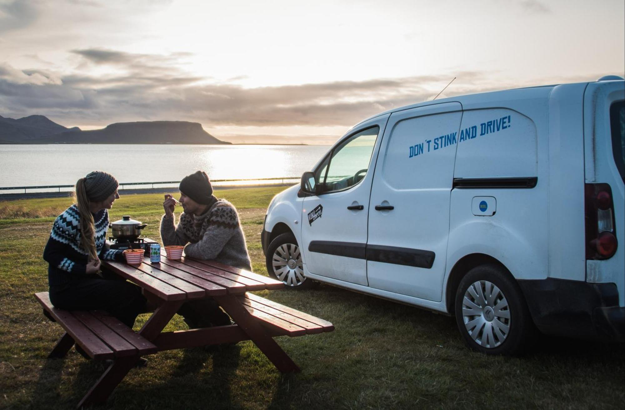 Kuku Campers - Campervans Keflavík Eksteriør bilde